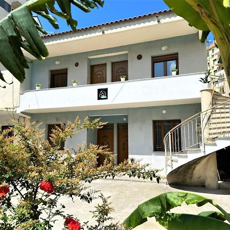Vlora Villa With Private Parking Екстер'єр фото