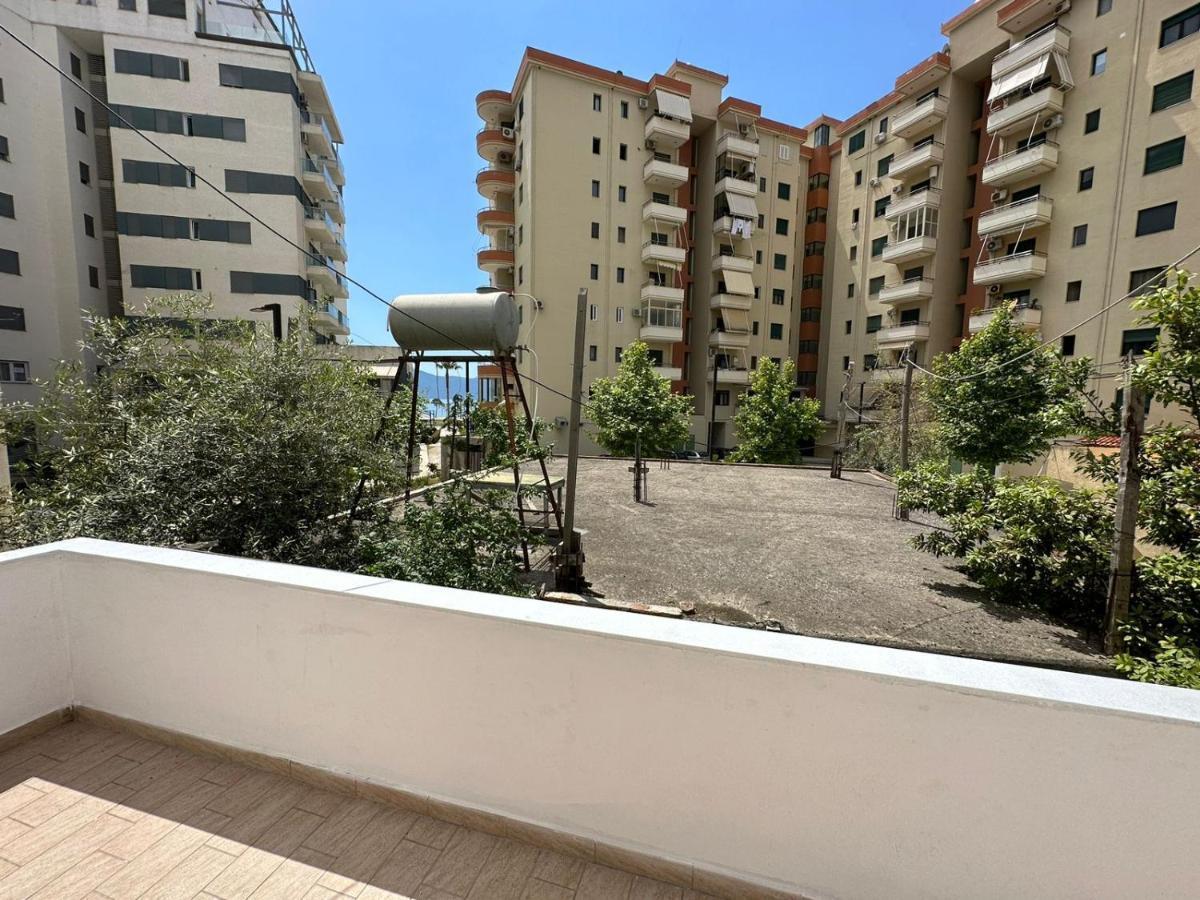 Vlora Villa With Private Parking Екстер'єр фото
