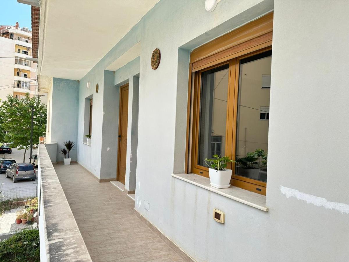Vlora Villa With Private Parking Екстер'єр фото